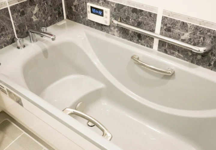 風呂 / 浴室